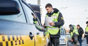 В Совете Федерации предложили ужесточить меры борьбы с нелегальными перевозчиками