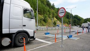 Ослабление габаритного контроля грузового транспорта: влияние на безопасность дорожного движения
