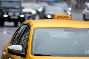 Комитет Государственной Думы по транспорту поддержал законопроект о локализации автомобилей такси
