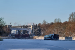«Синичка» в ледовом плену: единичный инцидент или симптом системного кризиса на московской реке?