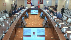 Актуализацию мест стоянок легкового такси обсудили на круглом столе в Москве