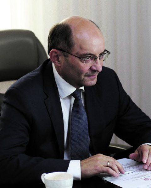 Александр Сергеевич Мишарин