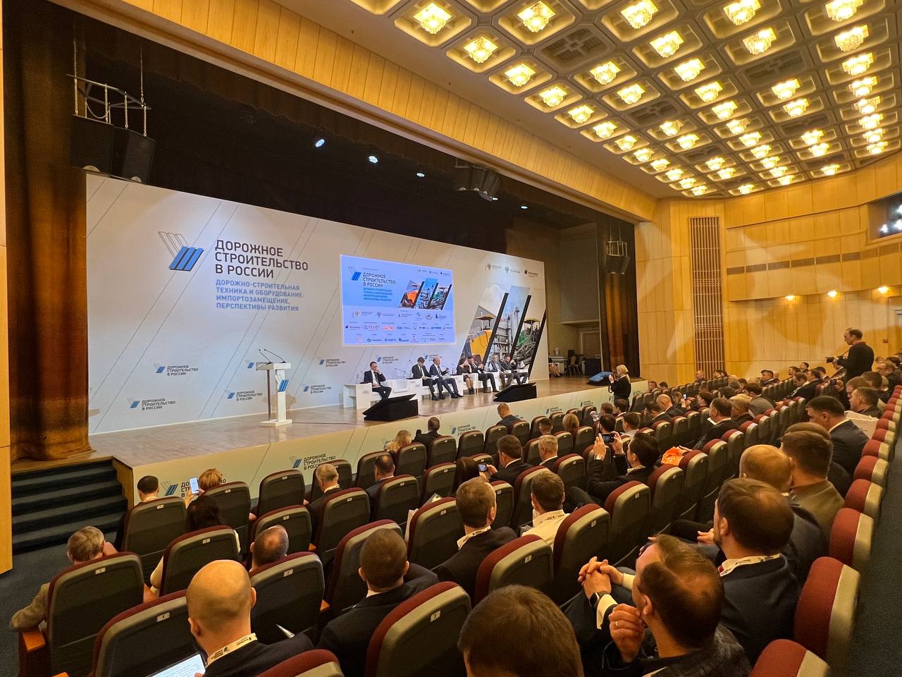 особенности сменной работы. инженер на заводе. сменный техник. сменный техник в макдоналдс. работа техник сменная.