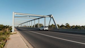 Чтобы мост не рухнул под колесами: ученые научились слушать разрушения в суперматериалах