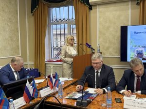 На Бетанкуровском форуме обсудили вопросы сохранения духовно-нравственных ценностей и подходы к воспитанию подрастающего поколения