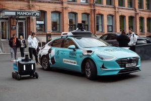 Роботакси Яндекса начало курсировать между офисами компании в деловом квартале «Красная Роза» и Москве-Сити