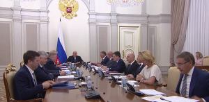 Мишустин: при обновлении общественного транспорта необходимо ориентироваться на запросы жителей